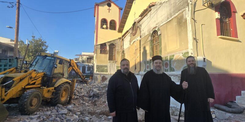 Ο ΣΕΒΑΣΜΙΩΤΑΤΟΣ ΕΠΙΘΕΩΡΗΣΕ ΤΑ ΥΠΟ ΕΞΕΛΙΞΗ ΕΡΓΑ ΣΤΗΝ ΟΥΡΑΝΟΥΠΟΛΗ ΚΑΙ ΣΤΗΝ ΙΕΡΙΣΣΟ