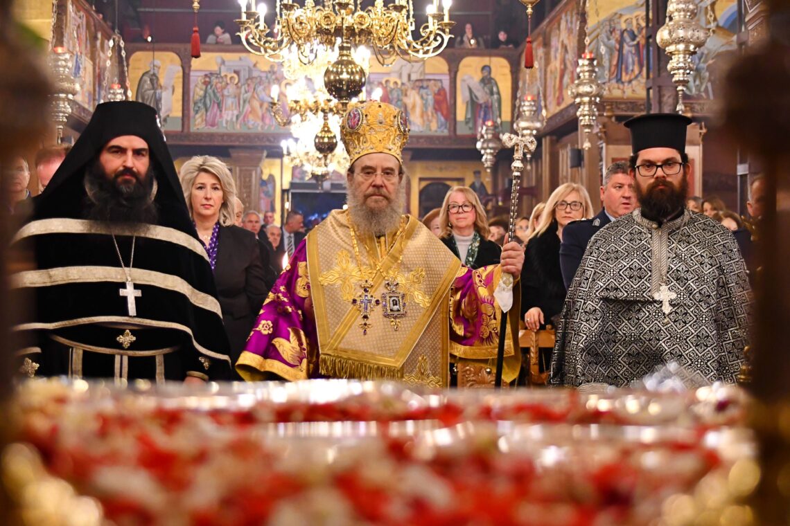 ΜΕΓΑΛΗ ΠΑΡΑΣΚΕΥΗ ΣΤΗ ΜΗΤΡΟΠΟΛΗ ΙΕΡΙΣΣΟΥ