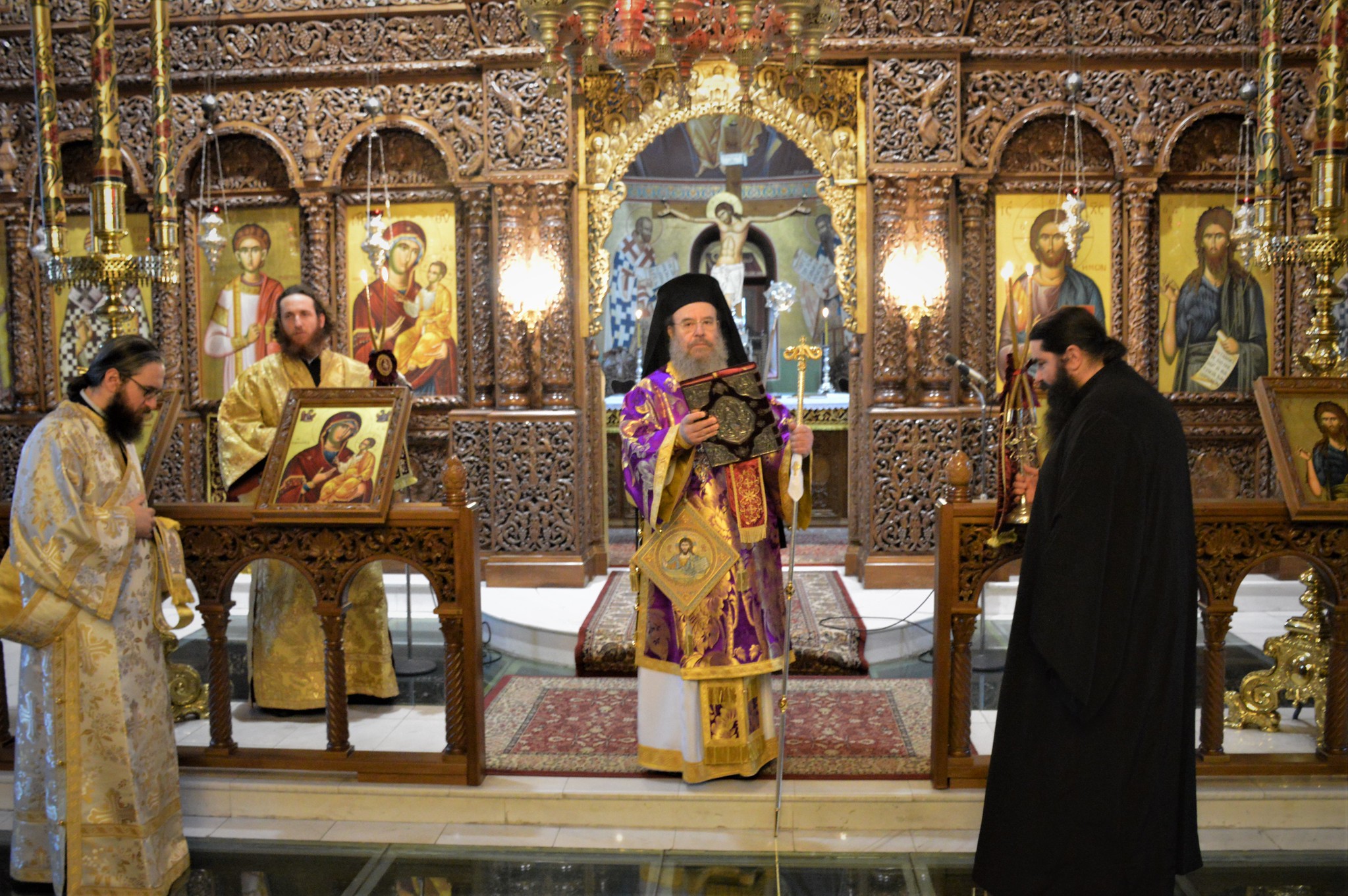 «Η ΔΟΞΑ ΚΑΙ ΤΟ ΜΕΓΑΛΕΙΟ ΤΟ ΑΛΗΘΙΝΟ…  ΒΡΙΣΚΕΤΑΙ ΣΤΗ ΘΥΣΙΑΣΤΙΚΗ ΔΙΑΚΟΝΙΑ ΤΟΥ ΑΔΕΛΦΟΥ» ( Ο ΚΥΡΙΟΣ )