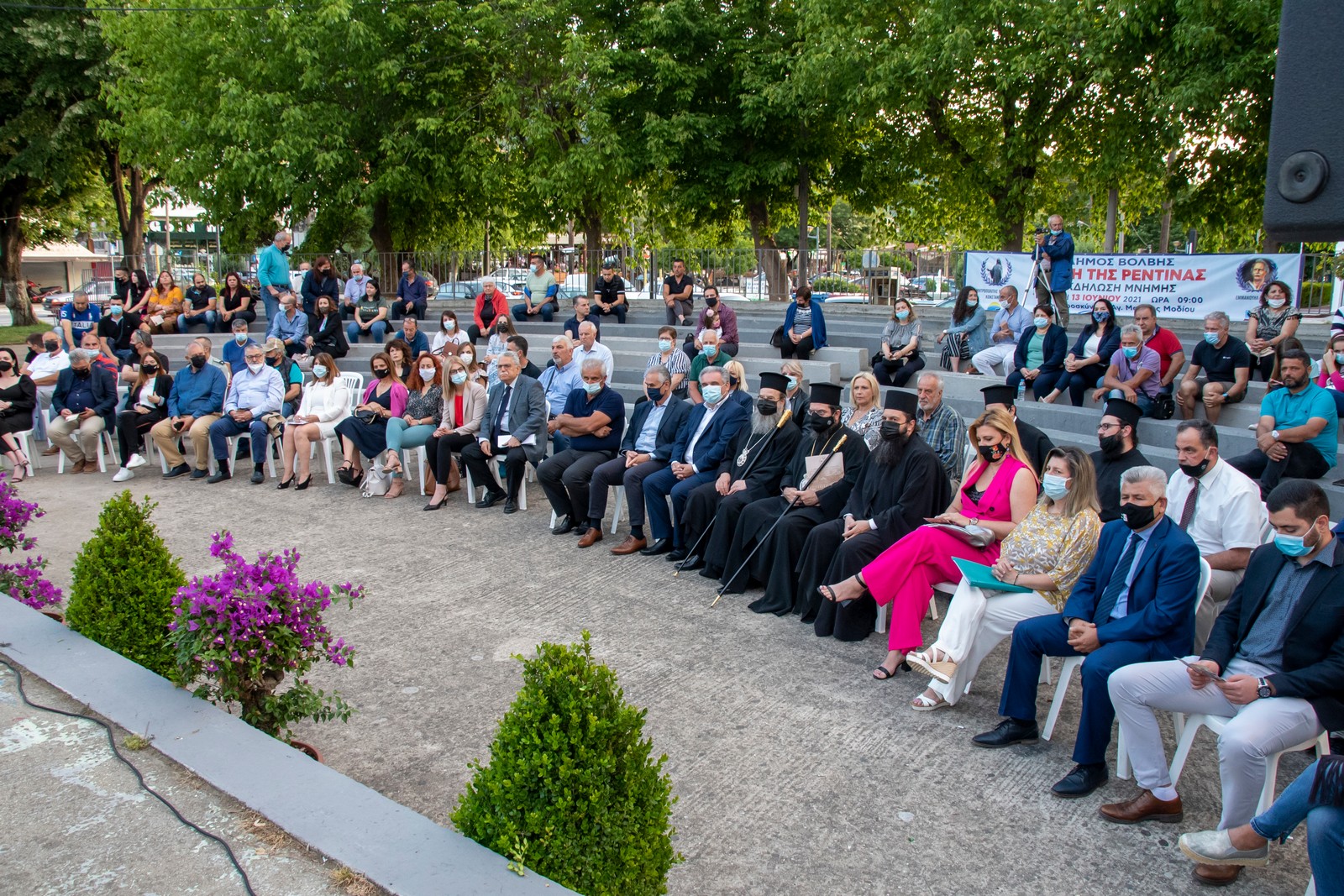 ΣΤΟ ΥΠΑΙΘΡΙΟ ΑΜΦΙΘΕΑΤΡΟ ΣΤΑΥΡΟΥ ΕΣΥΝΕΧΙΣΘΗ Ο ΕΟΡΤΑΣΜΟΣ ΤΗΣ ΜΑΧΗΣ ΤΗΣ ΡΕΝΤΙΝΑΣ (15 ΙΟΥΝΙΟΥ 1821)…