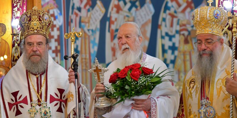 ΔΙΣΑΡΧΙΕΡΑΤΙΚΗ ΘΕΙΑ ΛΕΙΤΟΥΡΓΙΑ ΤΗΣ ΥΨΩΣΕΩΣ ΤΟΥ ΤΙΜΙΟΥ ΣΤΑΥΡΟΥ  ΣΤΟΝ ΑΝΩ ΣΤΑΥΡΟ ΘΕΣΣΑΛΟΝΙΚΗΣ