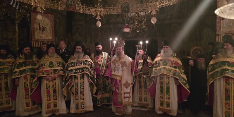 Ο ΣΕΒΑΣΜΙΩΤΑΤΟΣ  ΣΤΟ ΑΓΙΟΝ ΟΡΟΣ ΓΙΑ ΤΑ ΧΡΙΣΤΟΥΓΕΝΝΑ ΜΕ ΤΟ ΠΑΤΡΩΟ ΗΜΕΡΟΛΟΓΙΟ