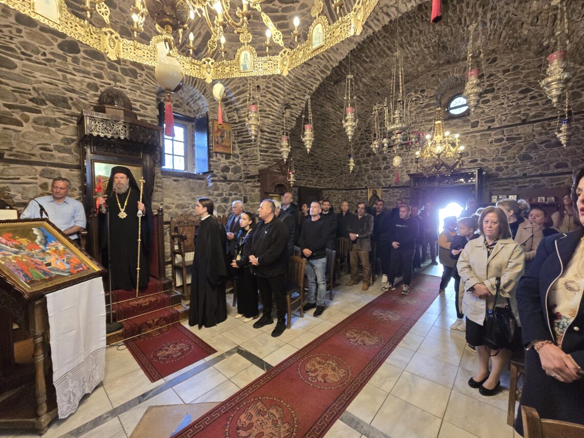 Η ΚΥΡΙΑΚΗ ΤΟΥ ΑΝΤΙΠΑΣΧΑ ΣΤΟ ΙΕΡΟ  ΠΡΟΣΚΥΝΗΜΑ  ΤΗΣ ΑΓΙΑΣ ΜΑΡΙΝΑΣ