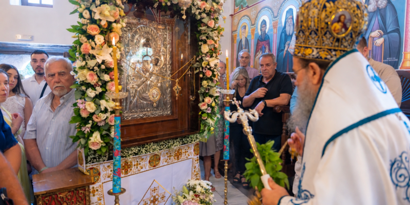 ΤΟ ΠΡΟΣΚΥΝΗΜΑ ΤΗΣ ΜΕΓΑΛΗΣ ΠΑΝΑΓΙΑΣ ΧΑΛΚΙΔΙΚΗΣ ΤΙΜΗΣΕ ΤΗΝ ΚΟΙΜΗΣΗ ΤΗΣ ΠΑΝΤΑΝΑΣΣΑΣ